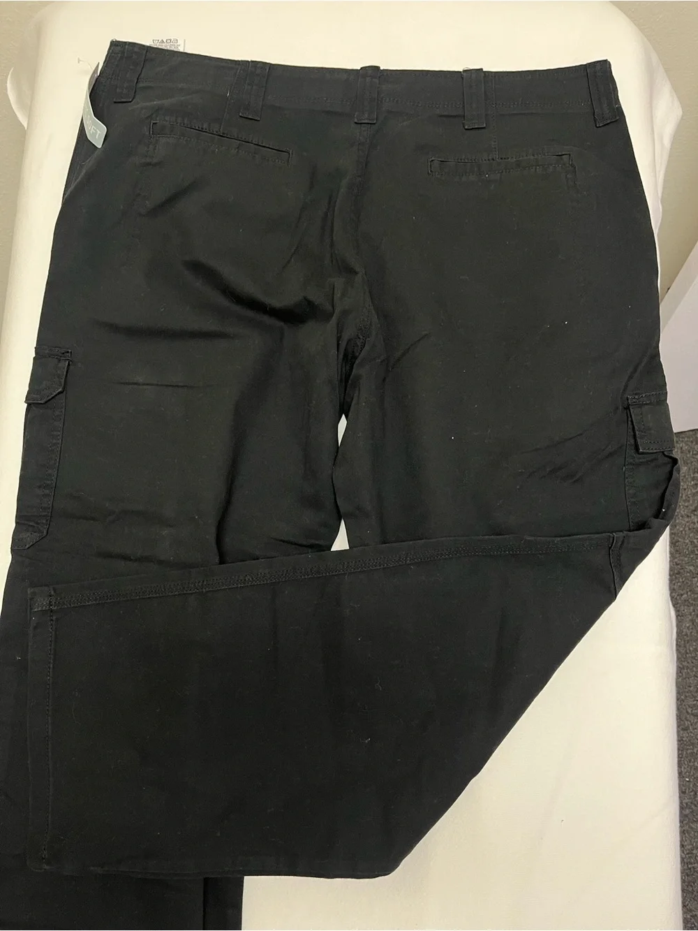 Wrangler Men’s Relaxed Fit Black Pants NWT 38x30 Epic Soft Straight Leg - Picture 8 of 8